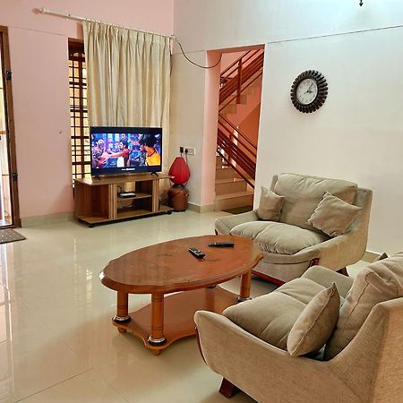 La Casa Trivandrum 4 Bhk Ac Luxury Villa At City Centre, Just 6 Kms To Airport Тривандрум Экстерьер фото