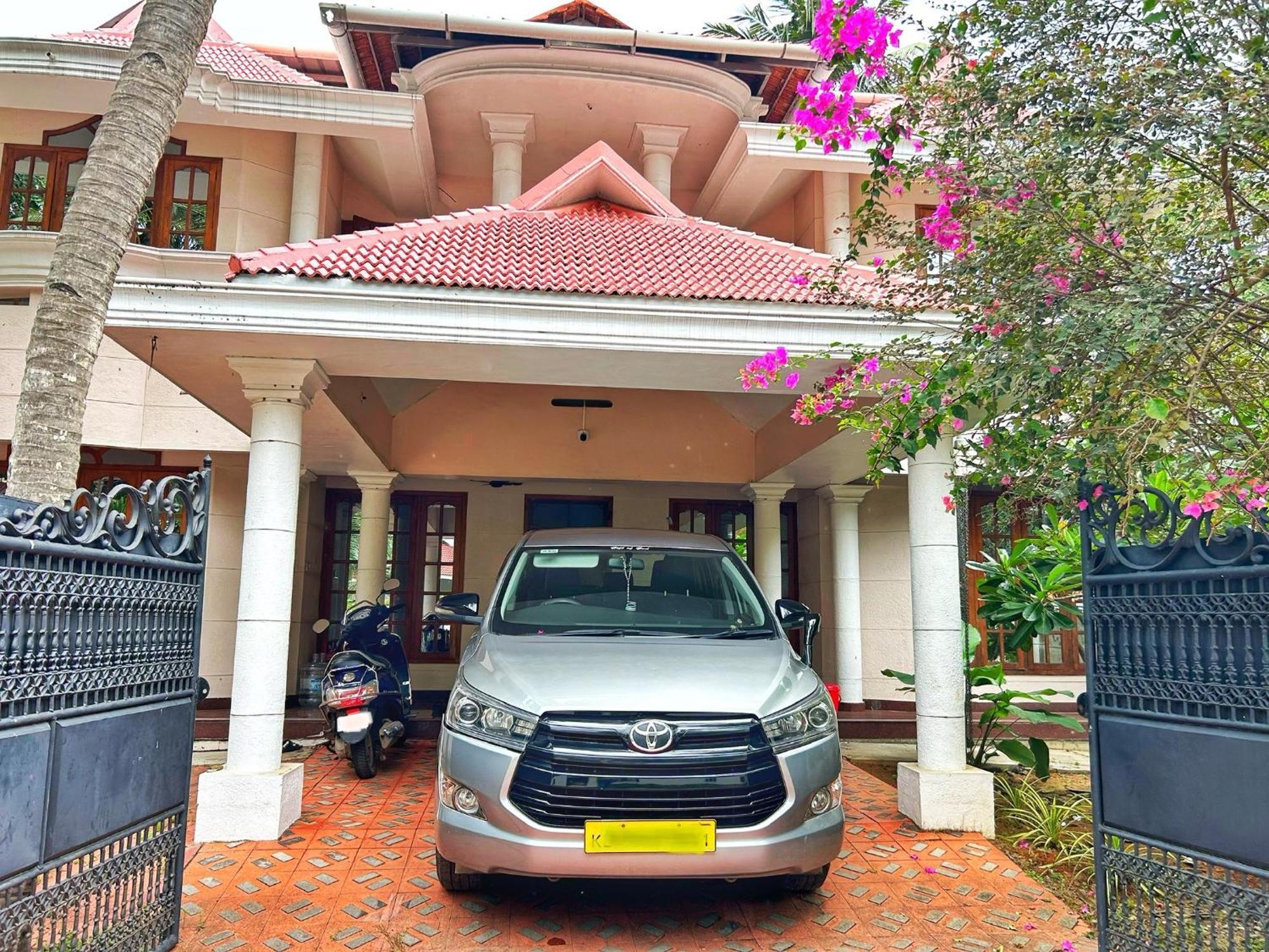 La Casa Trivandrum 4 Bhk Ac Luxury Villa At City Centre, Just 6 Kms To Airport Тривандрум Экстерьер фото