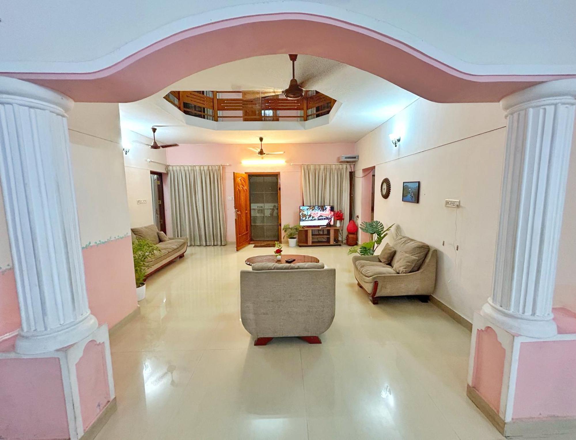 La Casa Trivandrum 4 Bhk Ac Luxury Villa At City Centre, Just 6 Kms To Airport Тривандрум Экстерьер фото